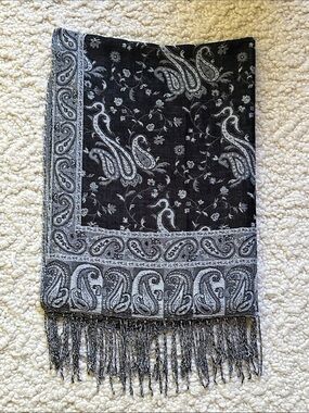 Black & Gray Paisley Fringe Shawl/Scarf/Wrap